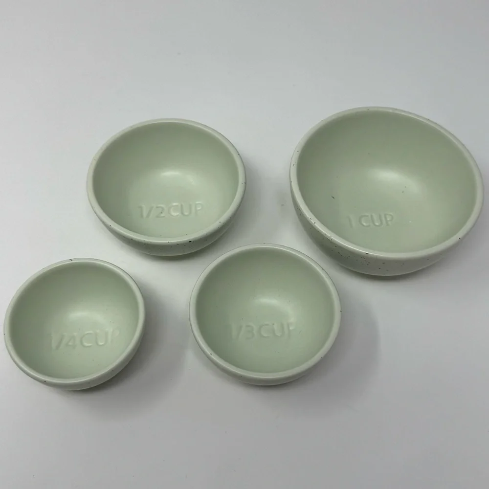 NIB Greg Natale‎ Ceramic Measuring Cup Bowls Soft Mint Green Set of 4 New In Box